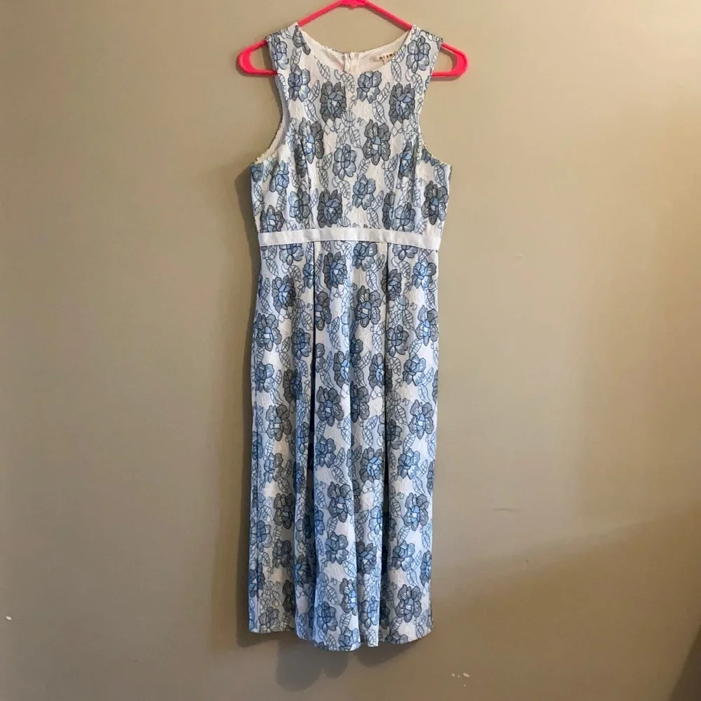Francescas Lace Blue & White Halter Long Formal Dress - Picture 2 of 9